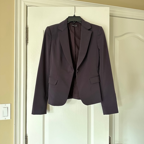 Tahari Blazer/Jacket, SIze 2, Eggplant (Purple) - Picture 4 of 15
